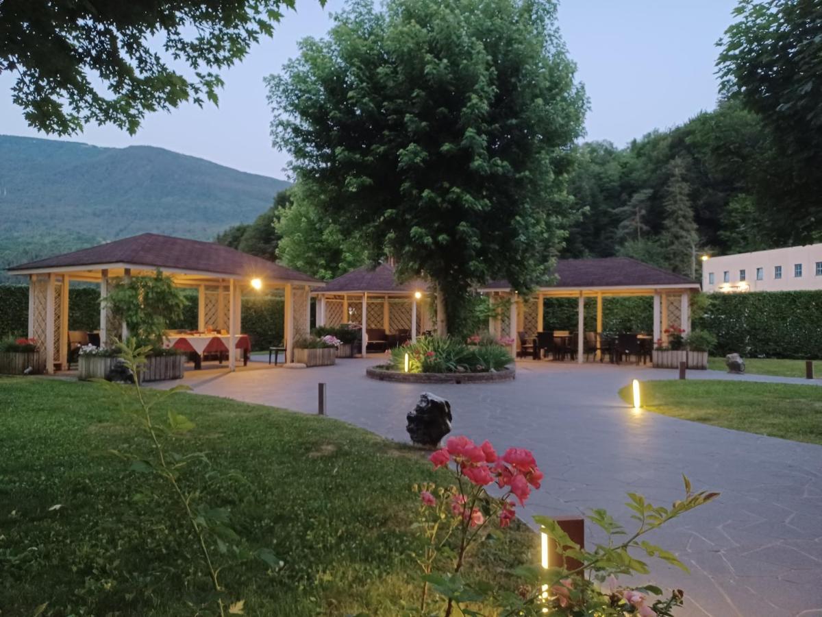 Hotel Bel Sit Comano Terme Exterior foto